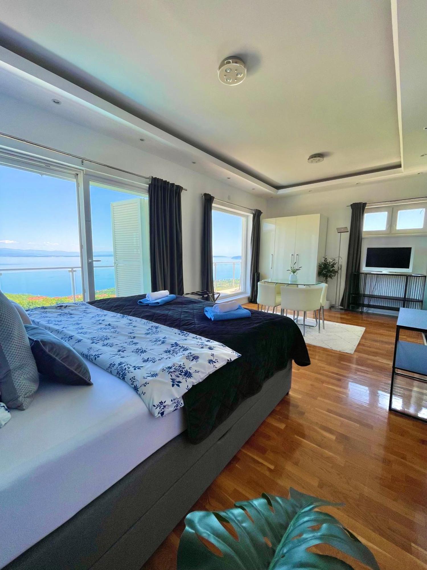 Luxury Villa Eternity - Marvelous Sea View - Box Spring Beds - Opatija-Poljane Esterno foto